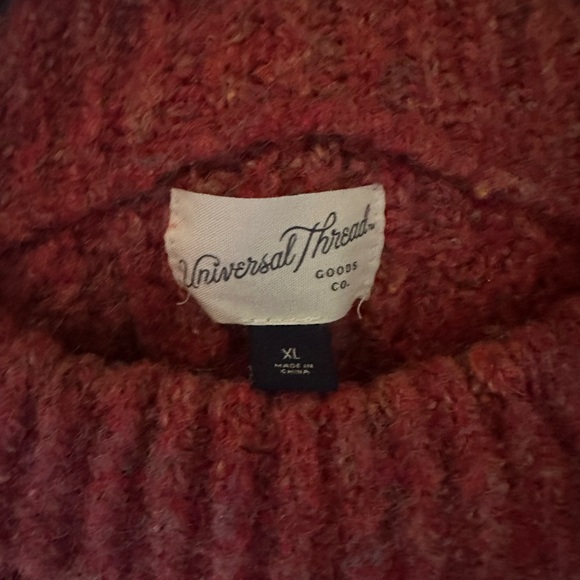 Soft knit sweater - Picture 3 of 3